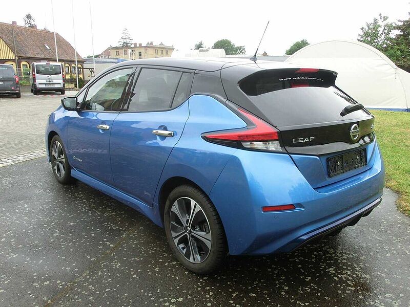 Nissan Leaf N-Connecta 40kWh NAVI LED ProPilot E-Pedal